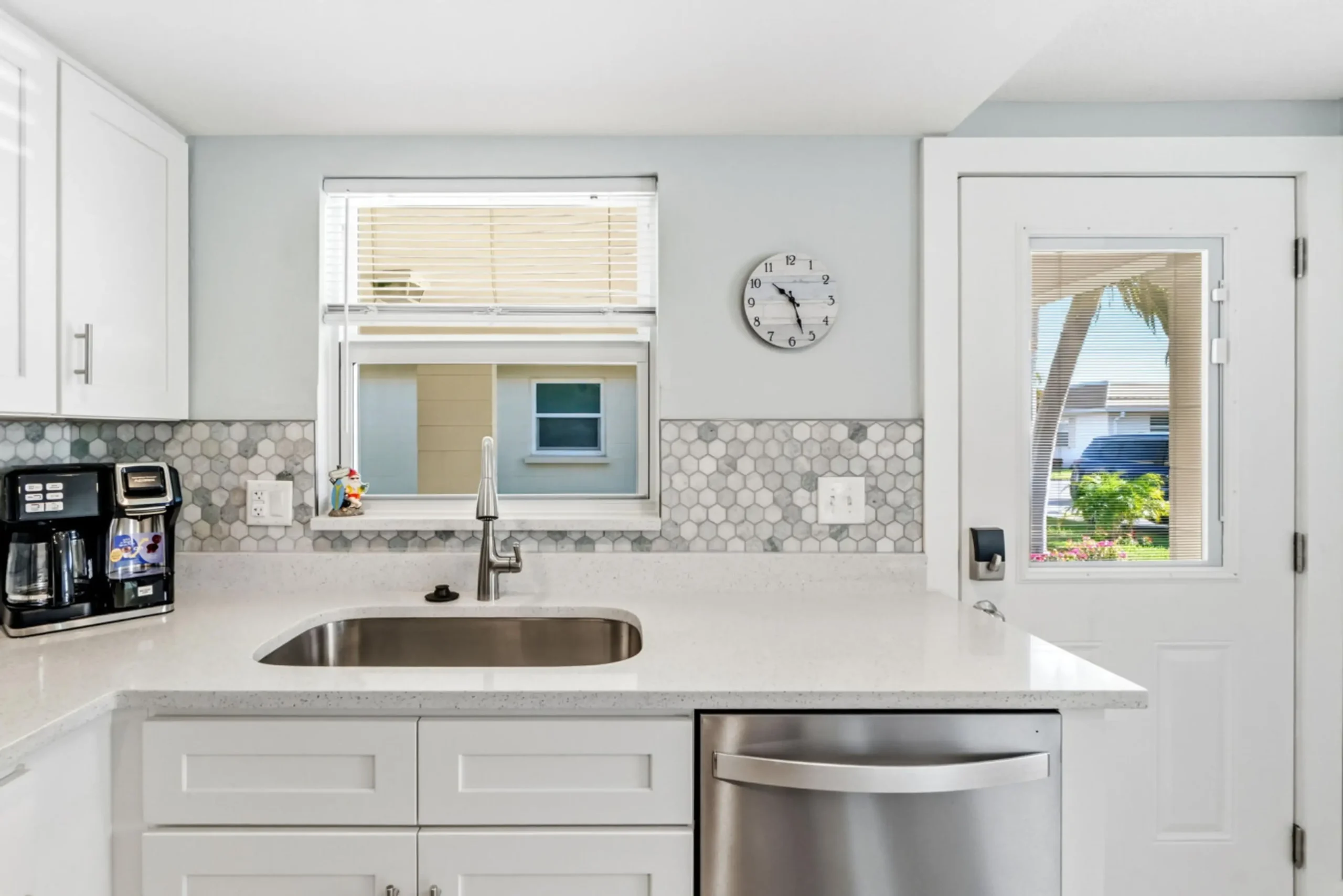 175602-470501-iB1bX4a3tuME--LBwVwlFrH--8bP-9P9xJhKdgxoCvlfs-6977ad0ad3002